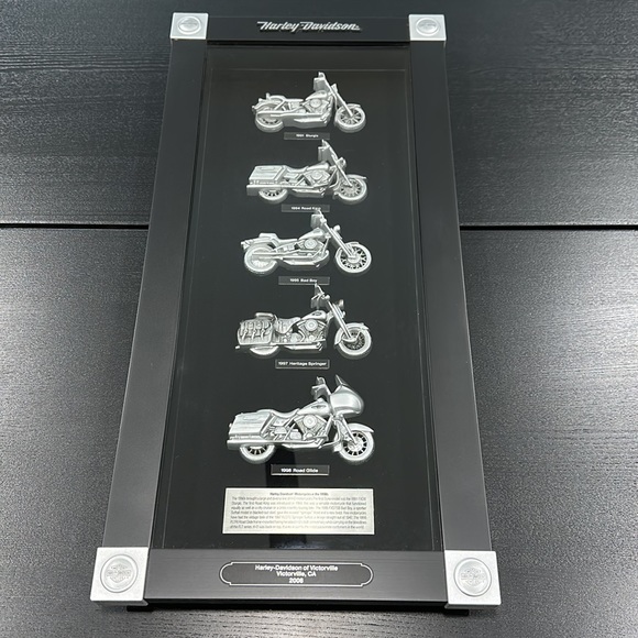 Harley-Davidson Pewter Motorcycle Framed Set - Picture 1 of 11